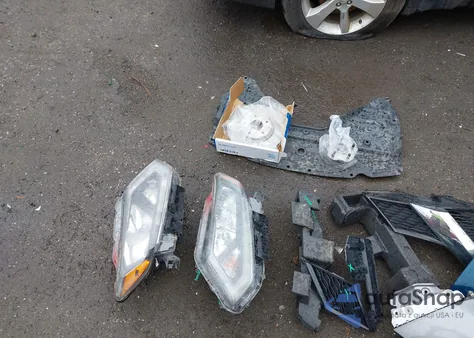 2016 Nissan Rogue Sv из США, поврежденный, VIN KNMAT2MT7GP617442